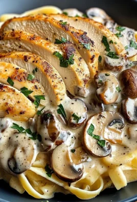 Creamy Garlic Mushroom Chicken Fettuccine