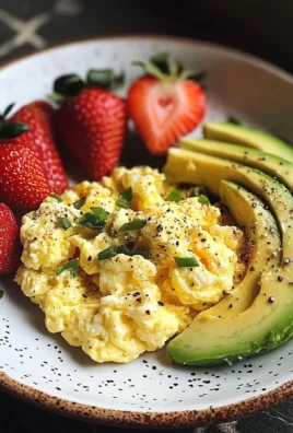 Scrambled Eggs with Avocado & Strawberries
