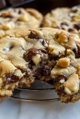 Copycat Levain Bakery Chocolate Chip Cookies